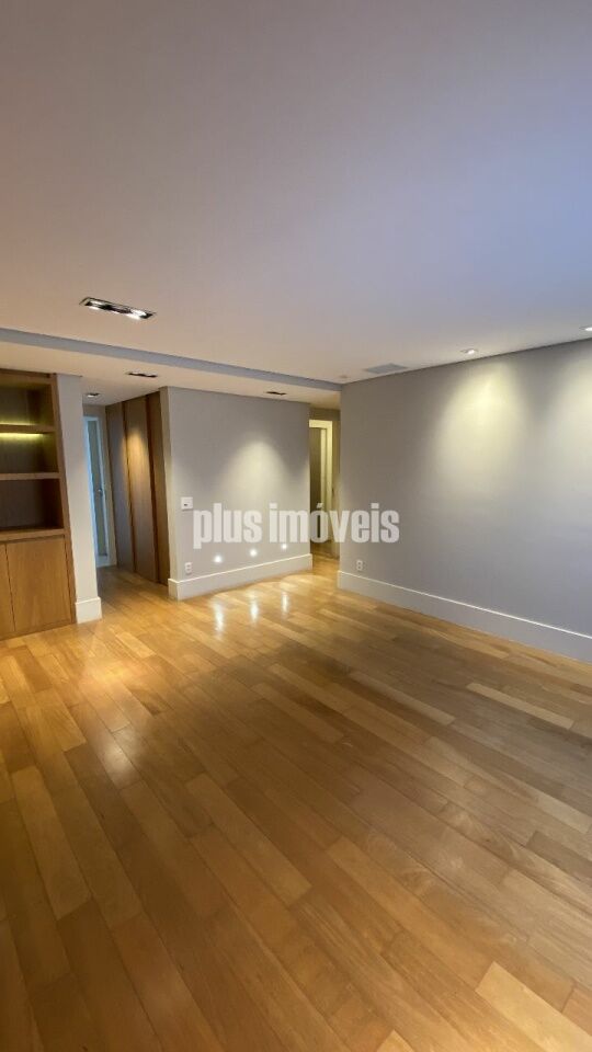 Apartamento à venda com 3 quartos, 258m² - Foto 5