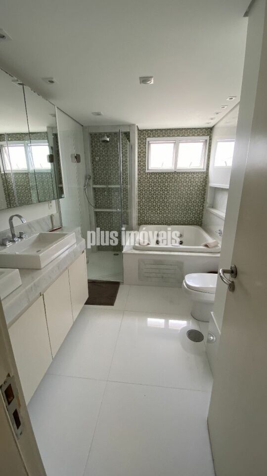Apartamento à venda com 3 quartos, 258m² - Foto 31