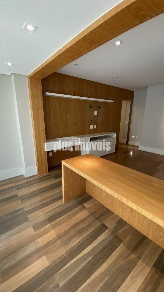 Apartamento à venda com 3 quartos, 258m² - Foto 28