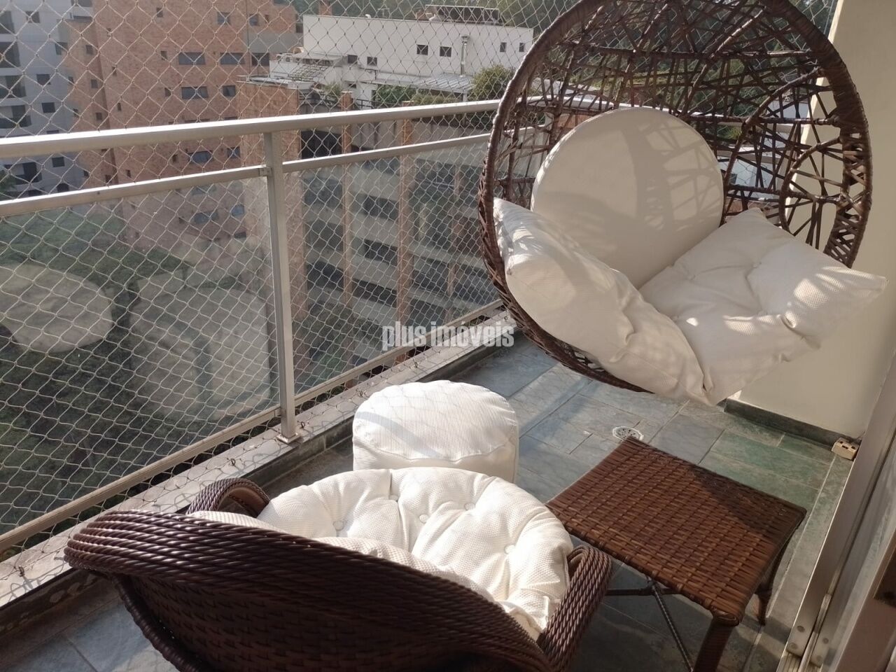 Apartamento à venda com 3 quartos, 170m² - Foto 1