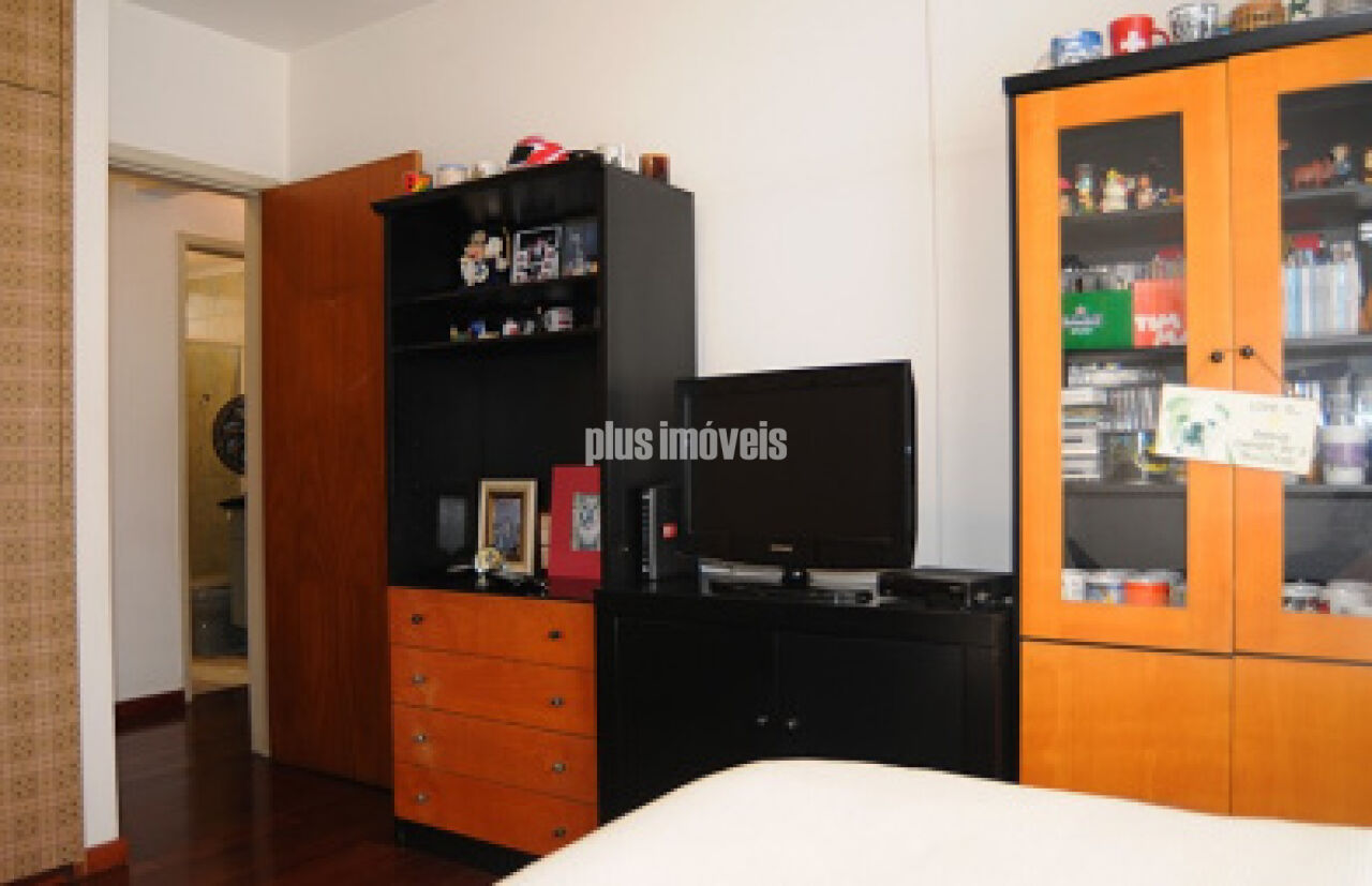 Apartamento à venda com 3 quartos, 189m² - Foto 13