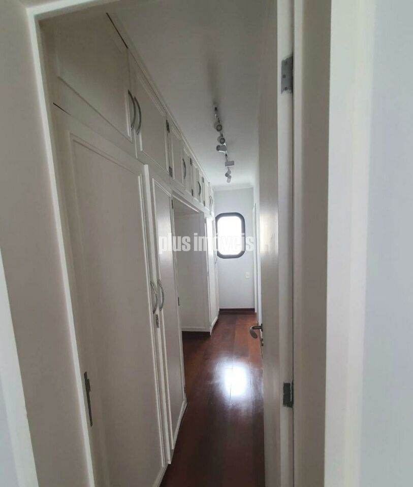Apartamento à venda com 3 quartos, 243m² - Foto 18