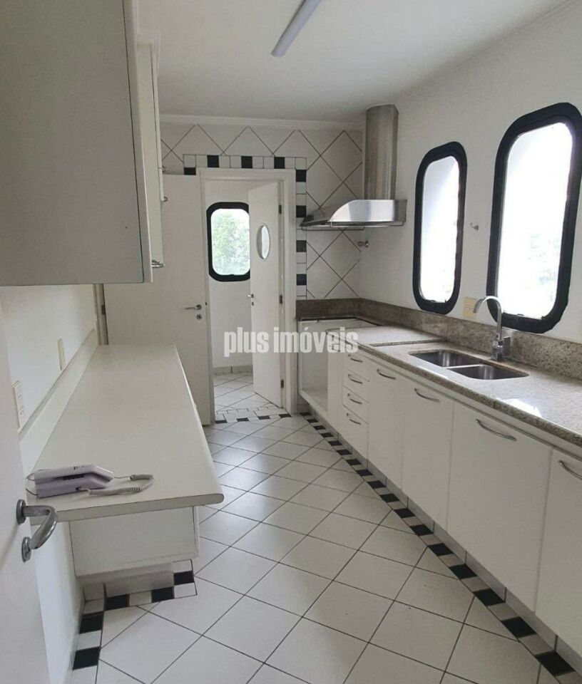 Apartamento à venda com 3 quartos, 243m² - Foto 10