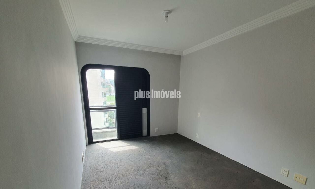 Apartamento à venda com 3 quartos, 243m² - Foto 13