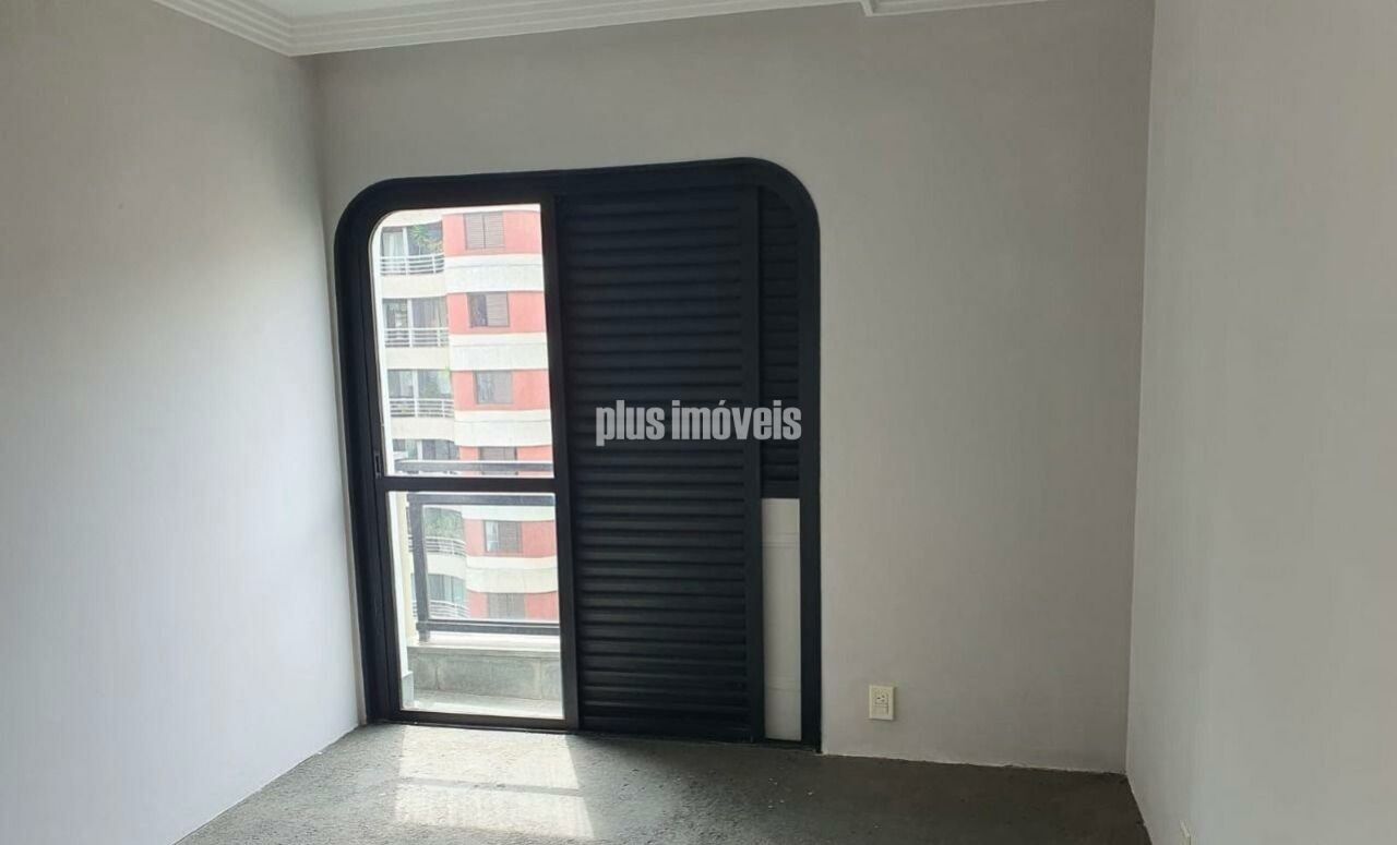 Apartamento à venda com 3 quartos, 243m² - Foto 19