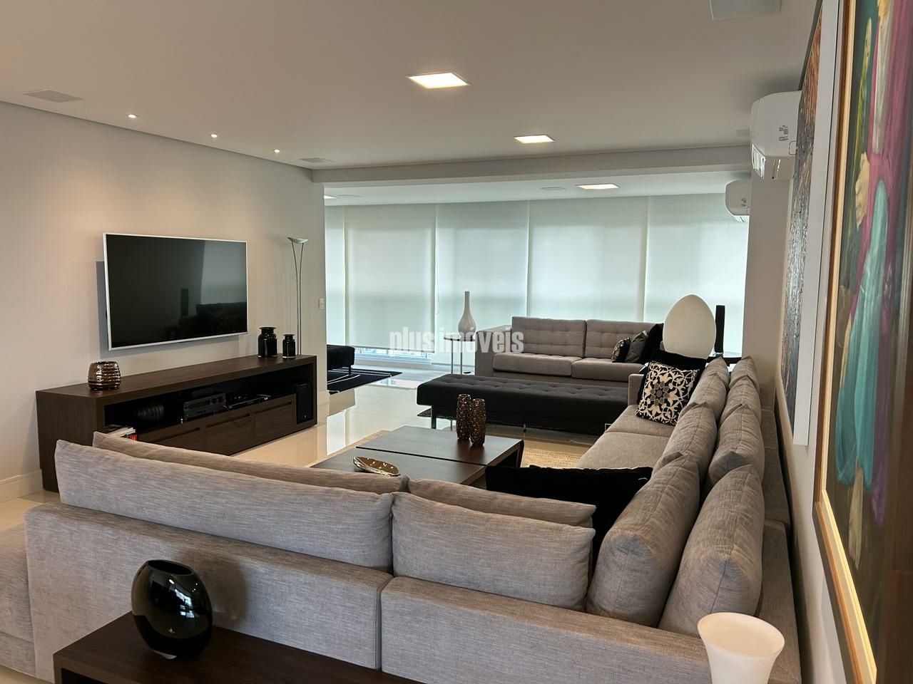 Apartamento à venda com 2 quartos, 213m² - Foto 1