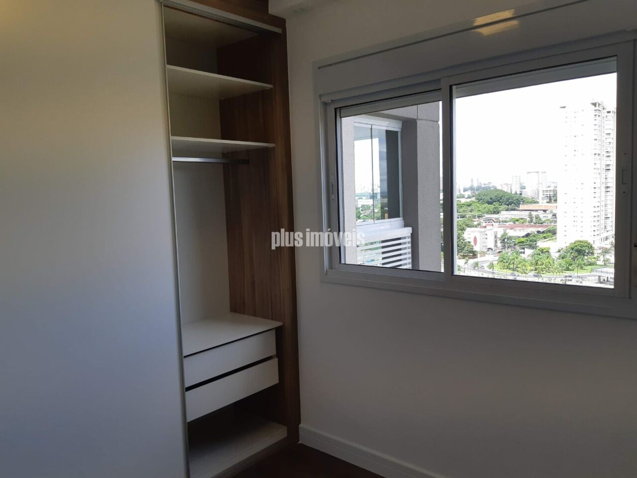 Apartamento à venda com 2 quartos, 68m² - Foto 6