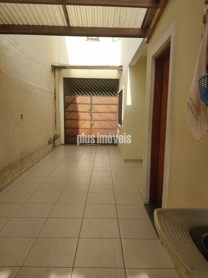 Casa, 3 quartos, 240 m² - Foto 13
