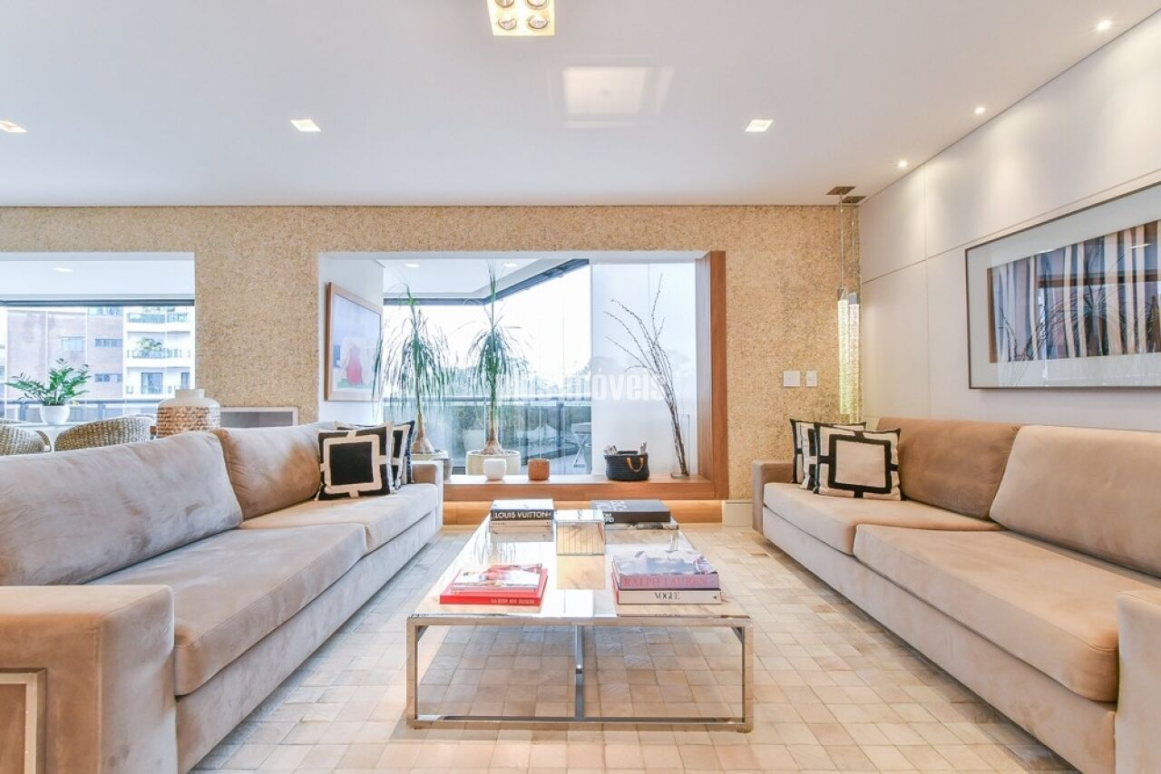 Apartamento, 3 quartos, 274 m² - Foto 1