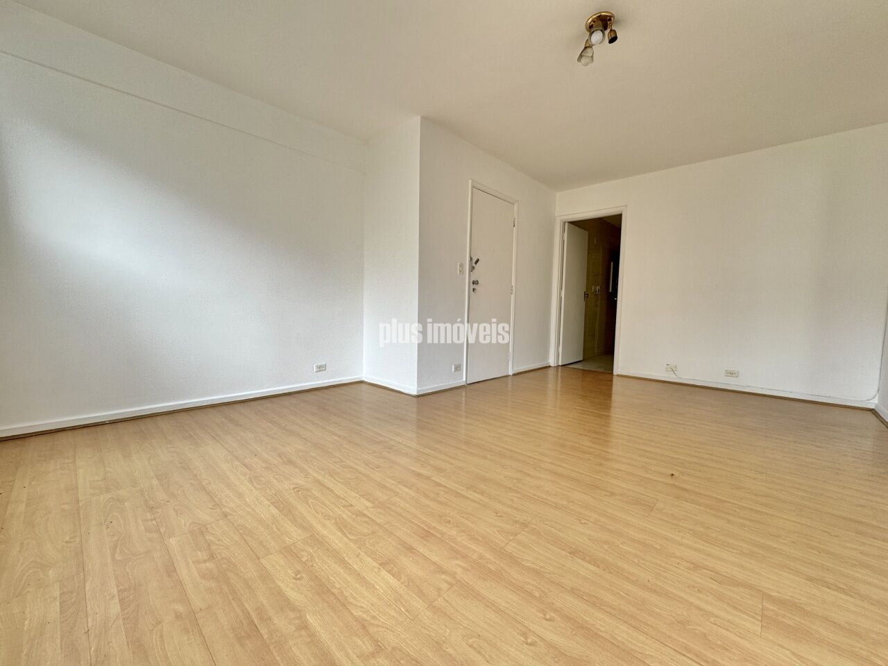 Apartamento à venda com 2 quartos, 80m² - Foto 3