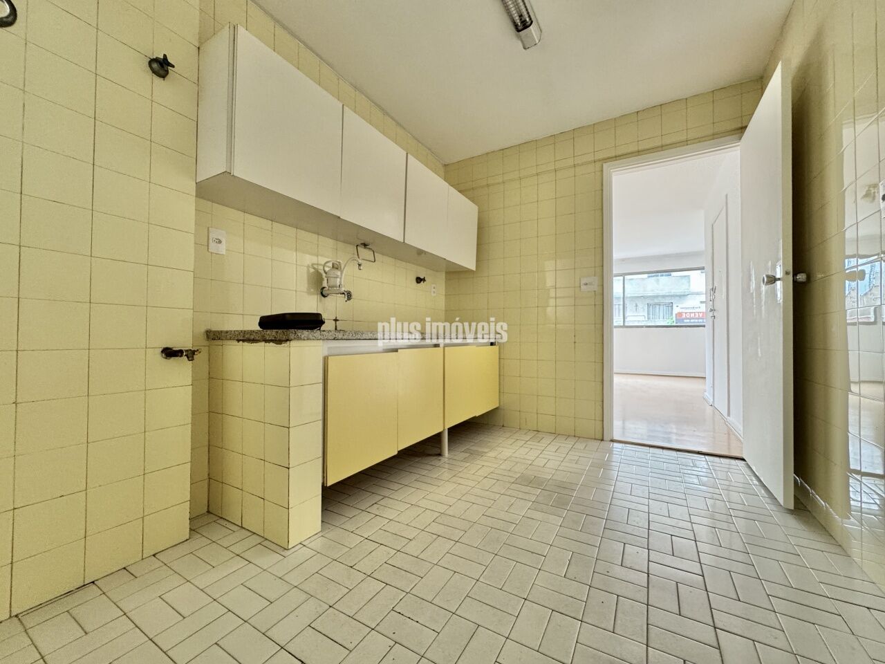 Apartamento à venda com 2 quartos, 80m² - Foto 5