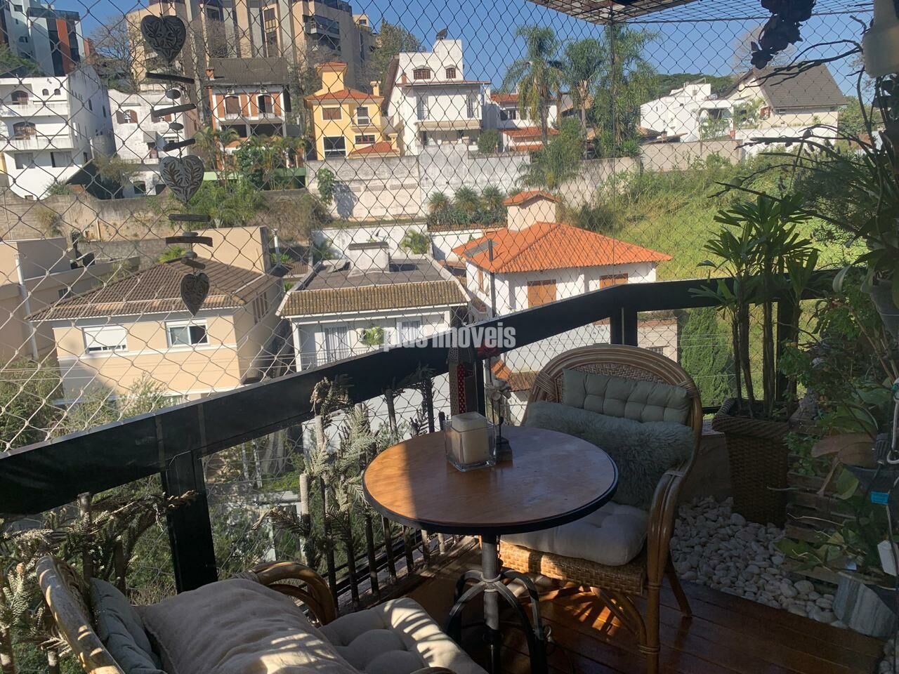 Apartamento à venda com 3 quartos, 138m² - Foto 1