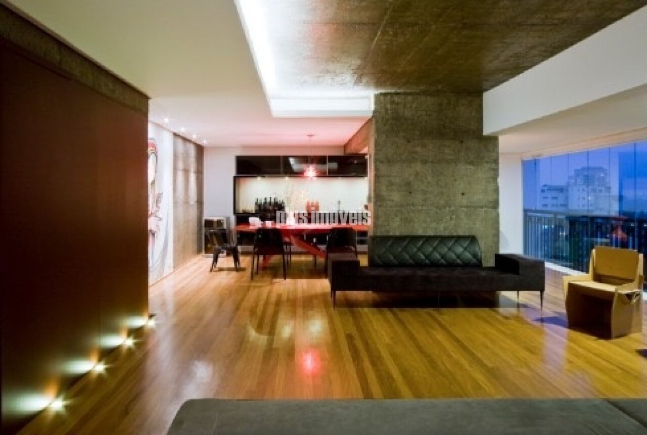 Apartamento, 3 quartos, 178 m² - Foto 1