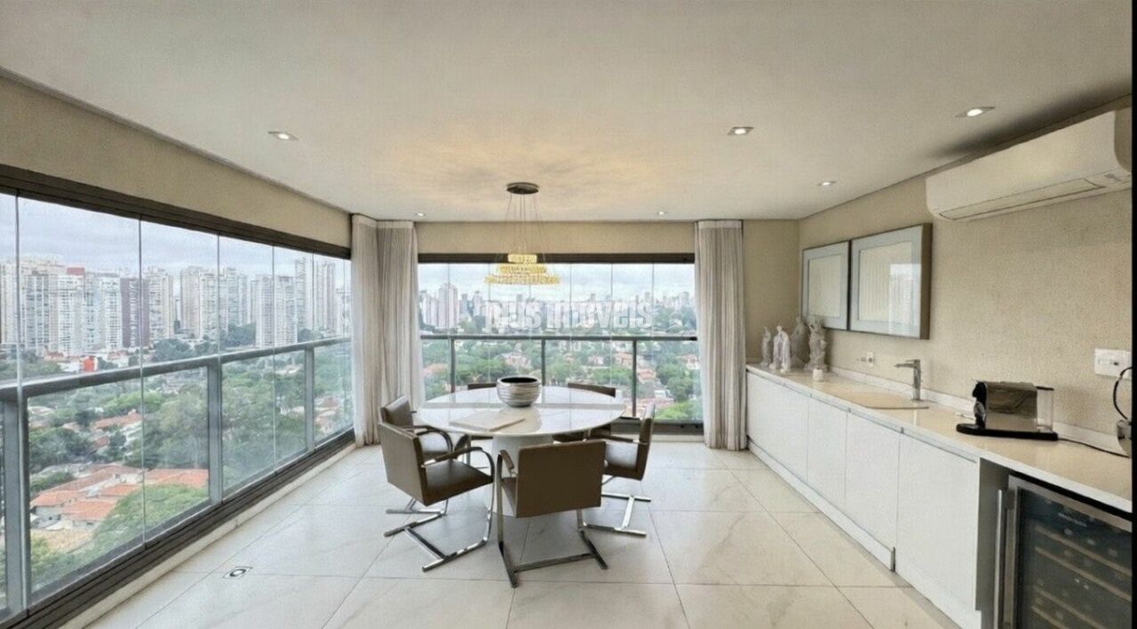 Apartamento, 3 quartos, 131 m² - Foto 1