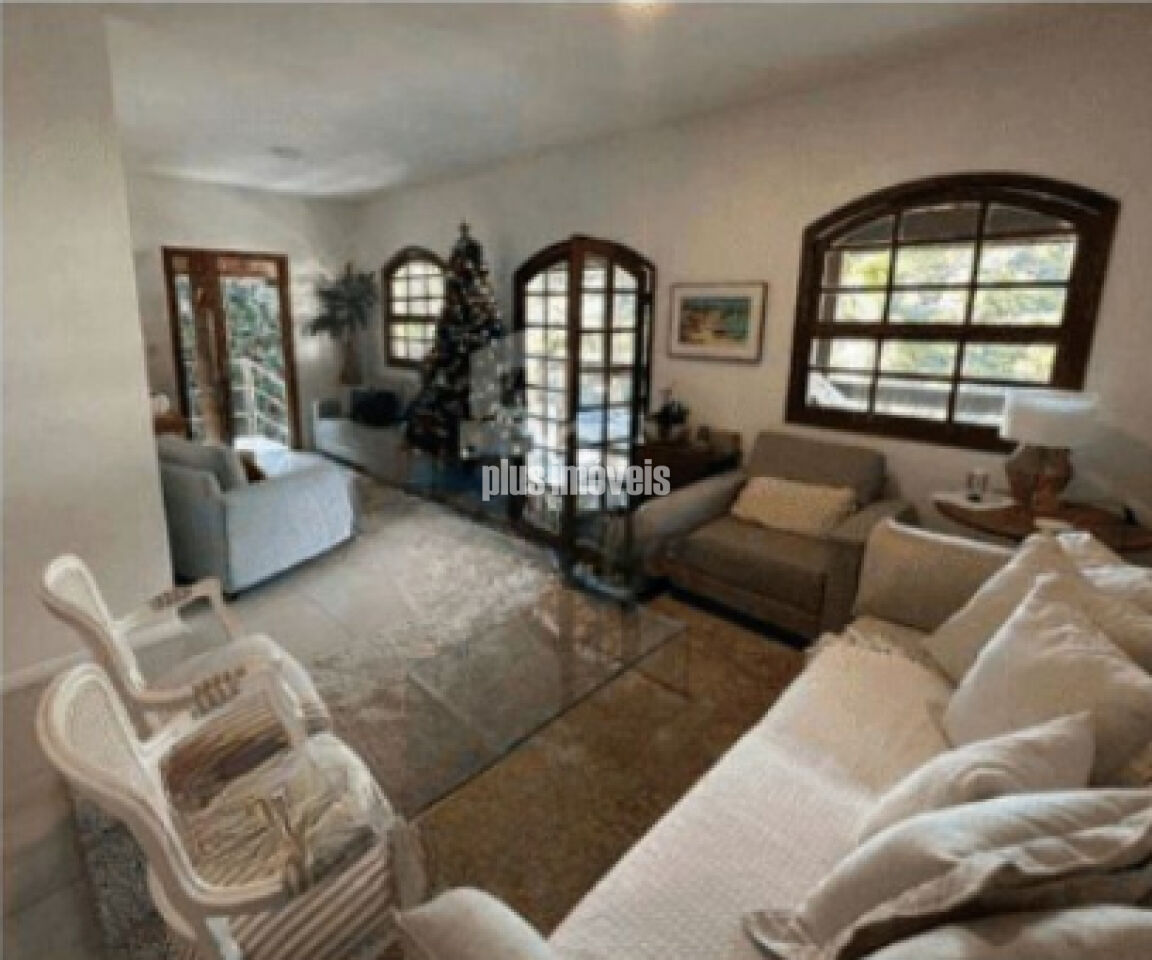 Casa, 4 quartos, 369 m² - Foto 1