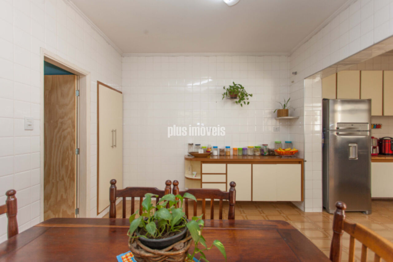 Casa, 4 quartos, 197 m² - Foto 2