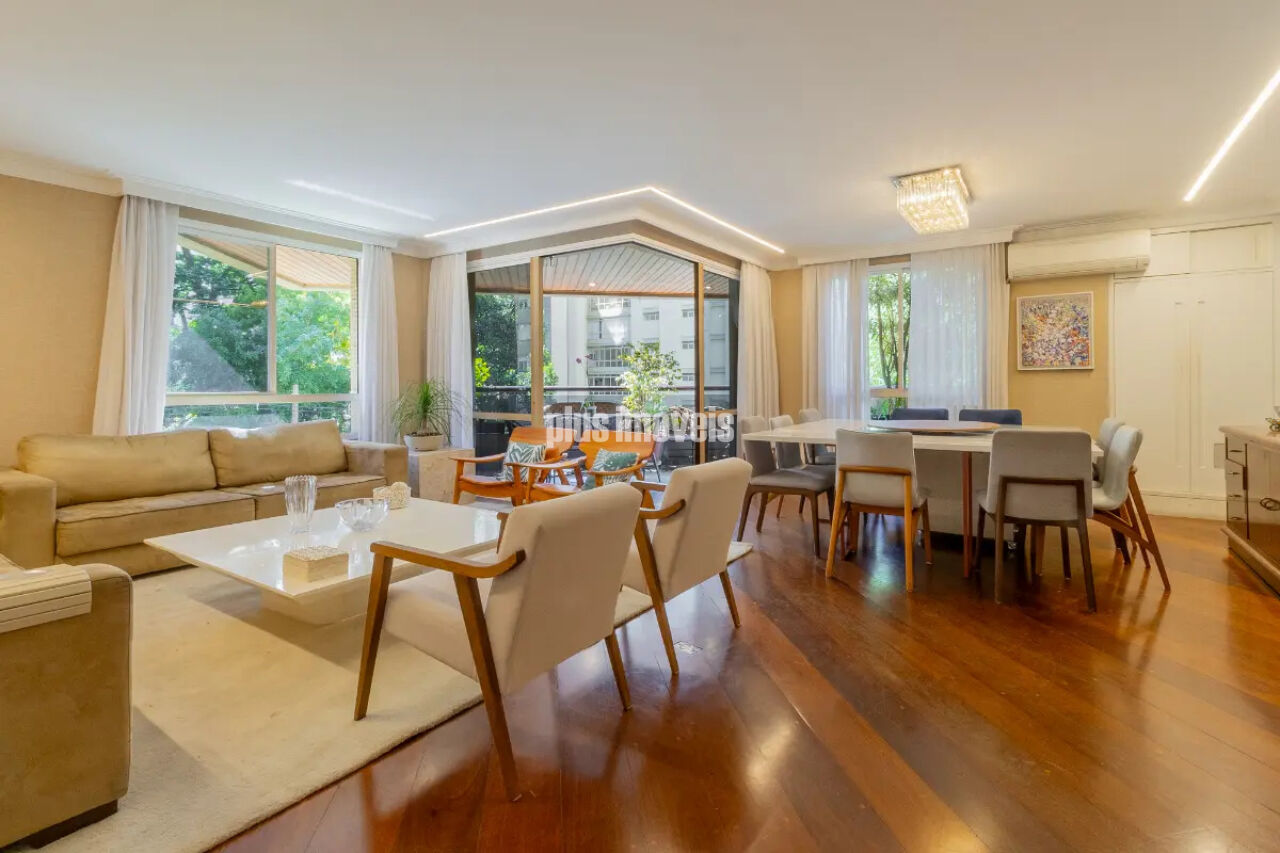 Apartamento, 3 quartos, 240 m² - Foto 2