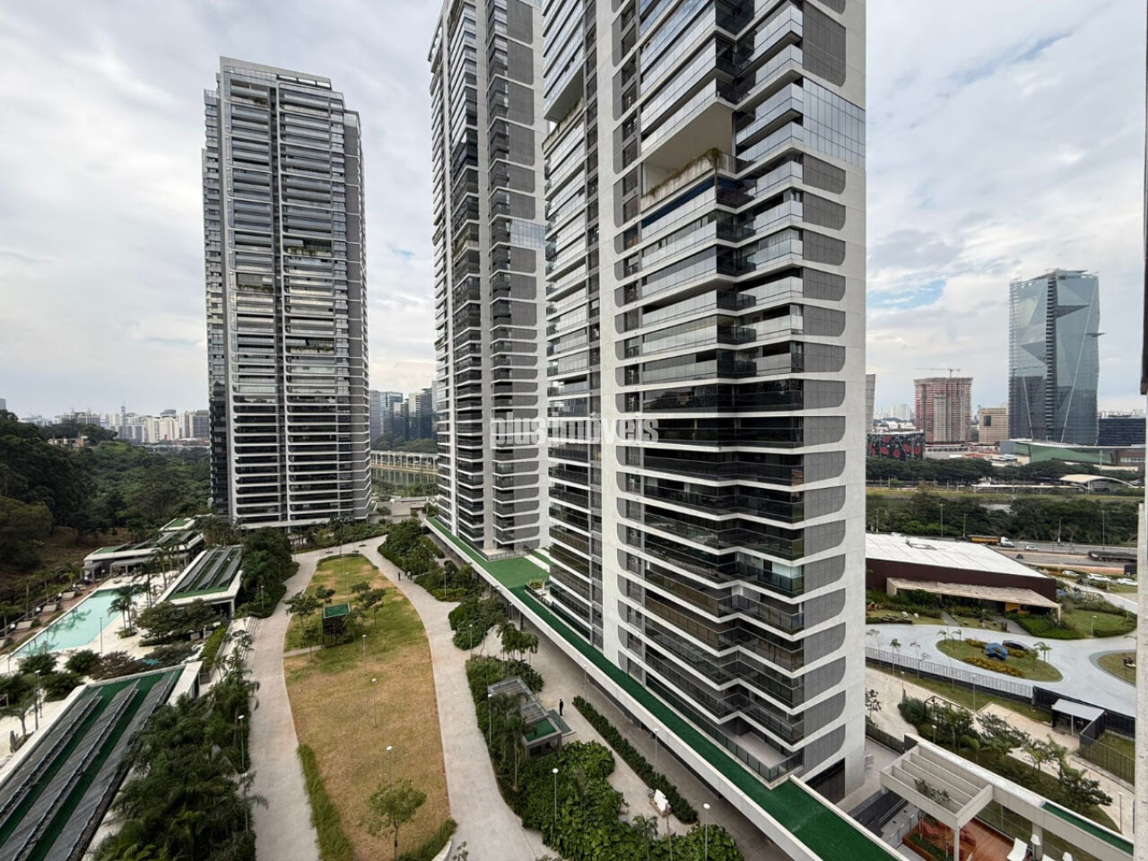 Apartamento, 4 quartos, 240 m² - Foto 8