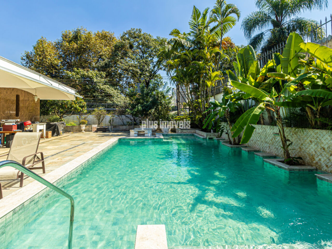 Casa, 5 quartos, 735 m² - Foto 1