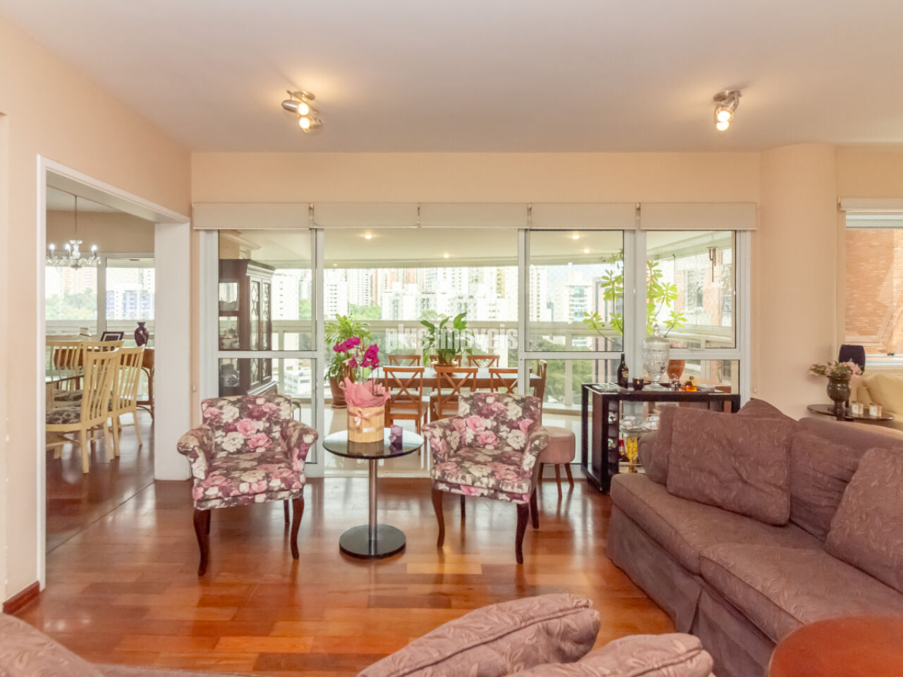 Apartamento, 4 quartos, 244 m² - Foto 10