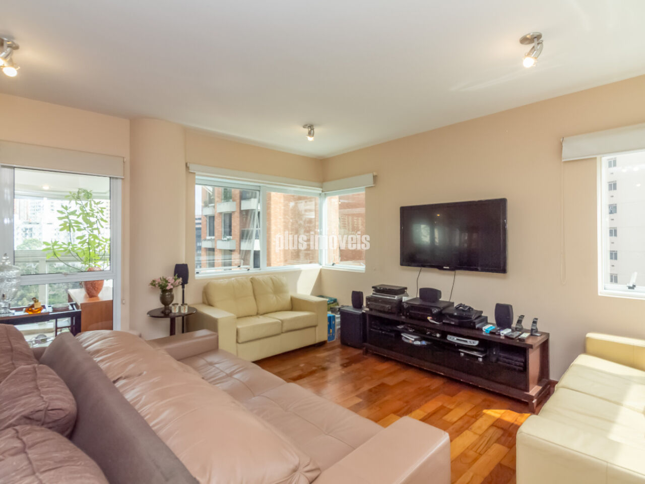 Apartamento, 4 quartos, 244 m² - Foto 9