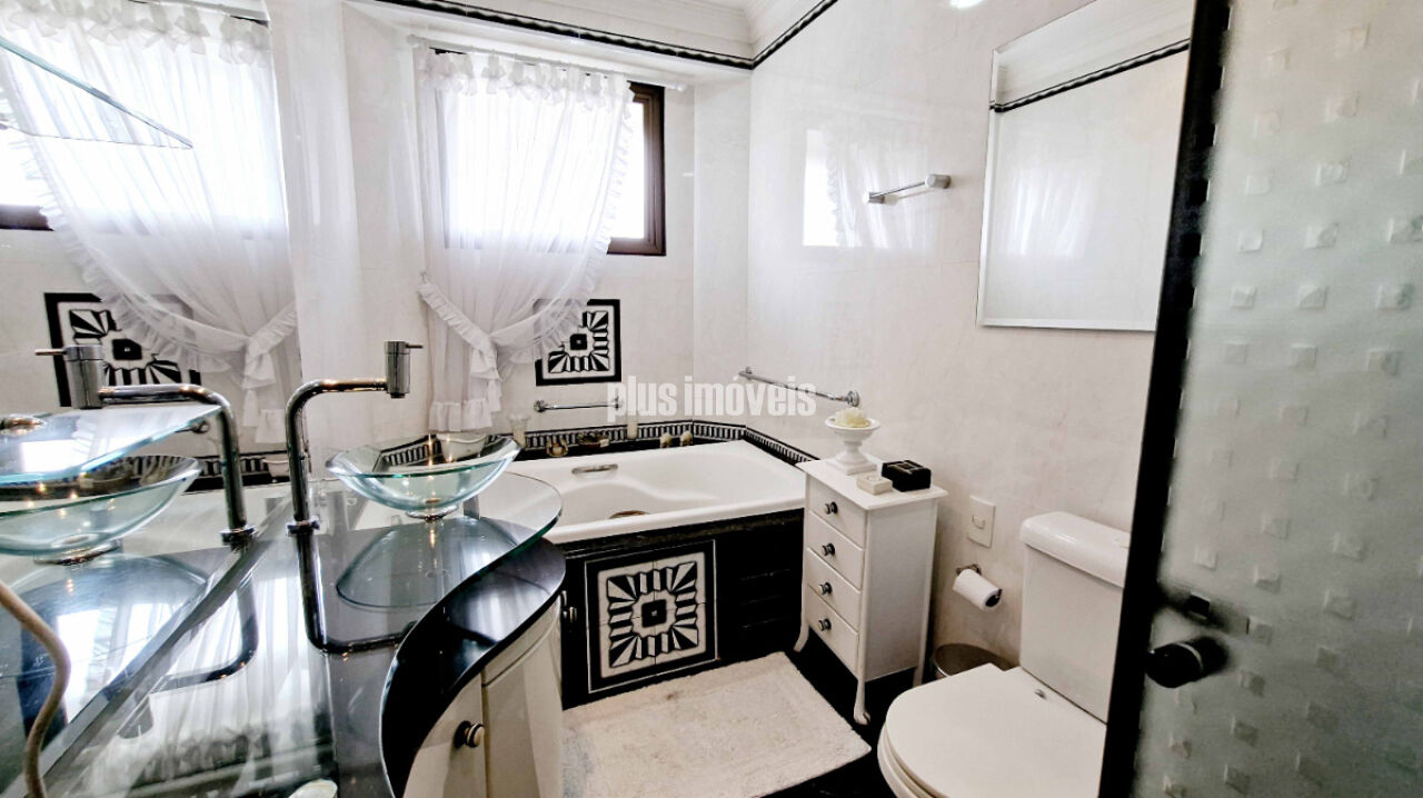 Apartamento, 4 quartos, 242 m² - Foto 33
