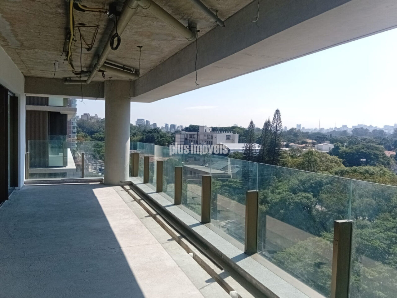 Apartamento, 3 quartos, 240 m² - Foto 1