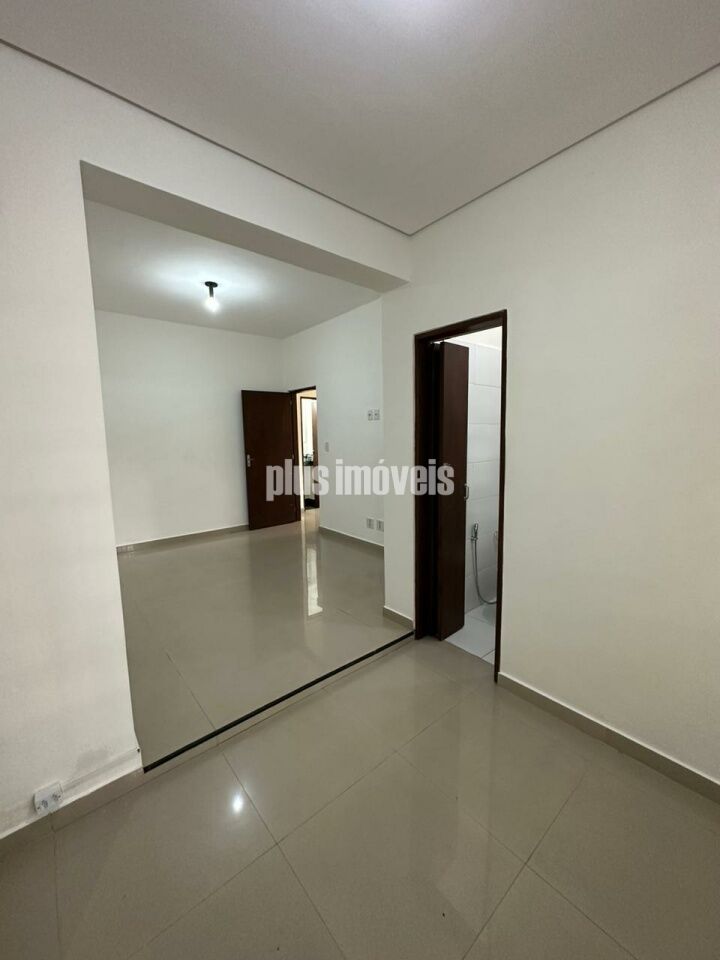 Casa, 4 quartos, 240 m² - Foto 10