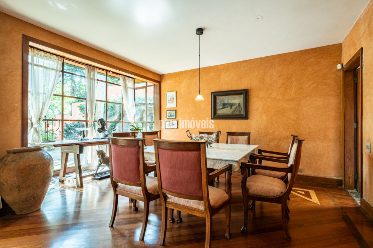 Casa, 4 quartos, 705 m² - Foto 1