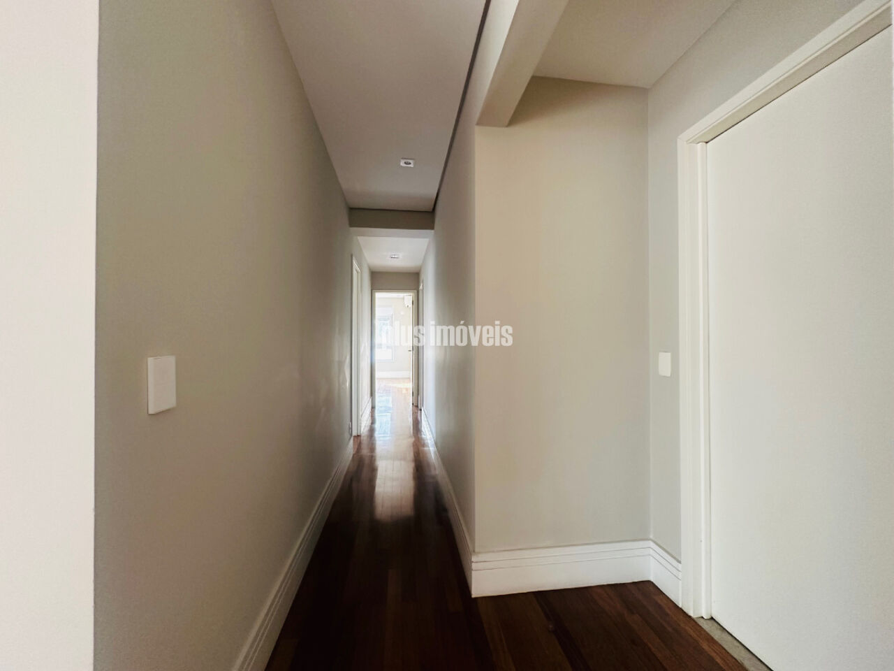 Apartamento, 3 quartos, 270 m² - Foto 9