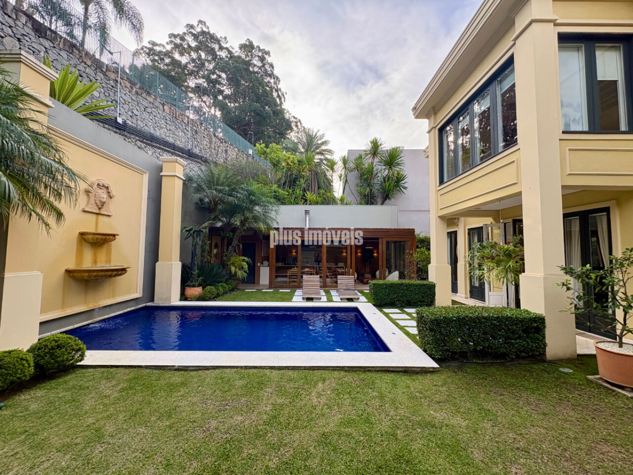 Casa de Condomínio, 4 quartos - Foto 1