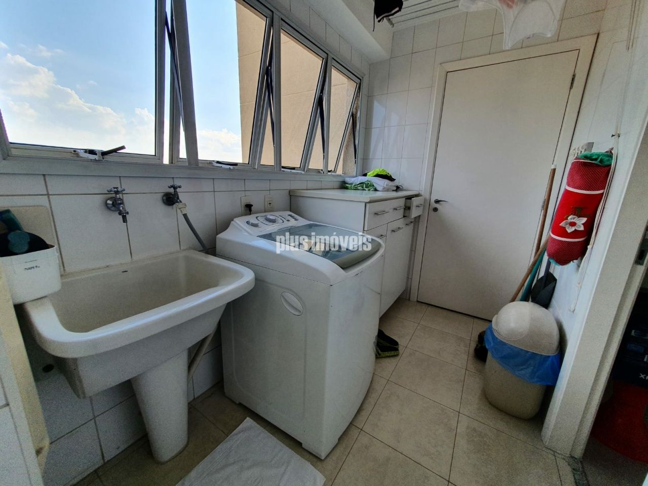 Apartamento à venda com 3 quartos, 170m² - Foto 29