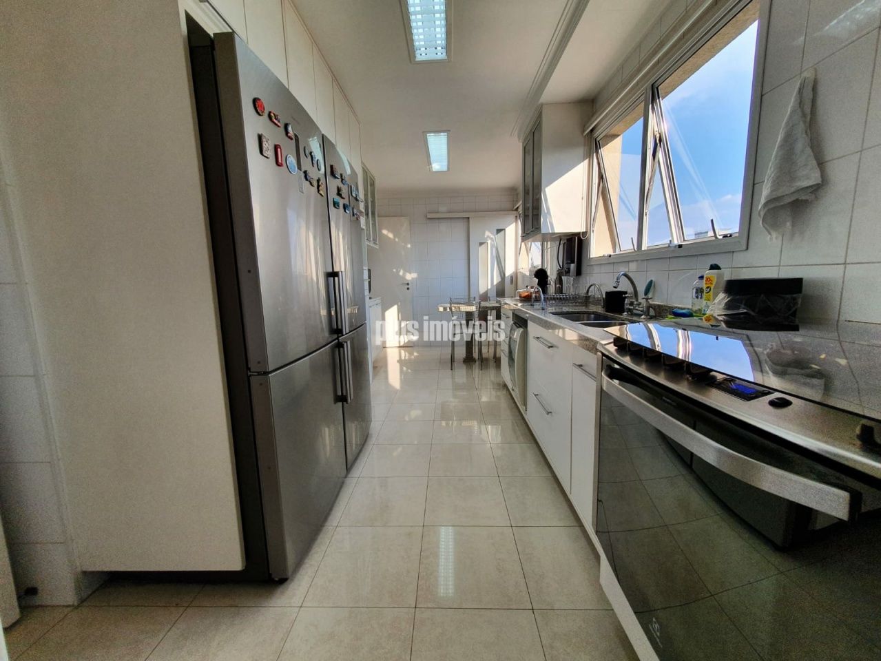 Apartamento à venda com 3 quartos, 170m² - Foto 25