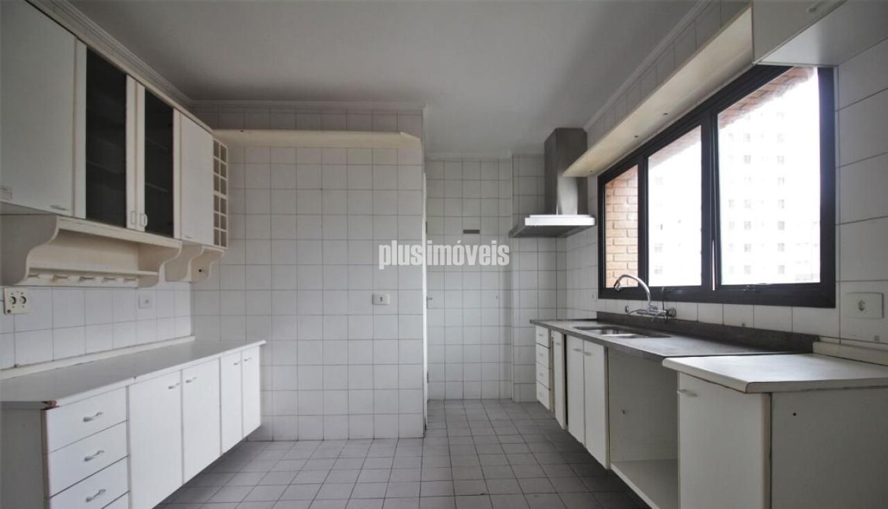 Apartamento à venda com 3 quartos, 210m² - Foto 21