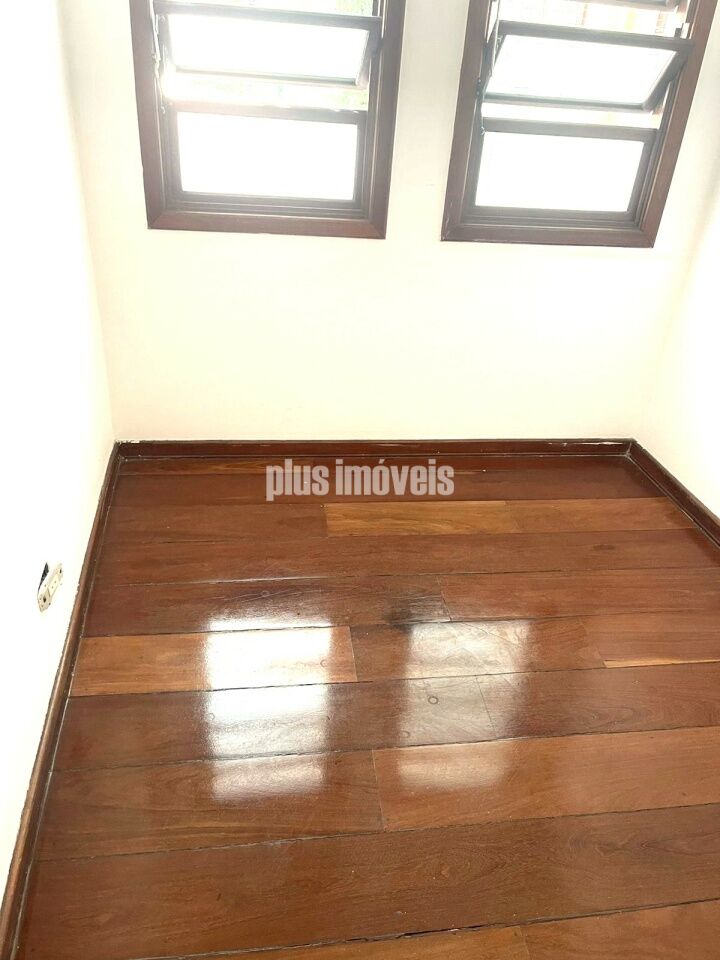 Casa, 3 quartos, 325 m² - Foto 3