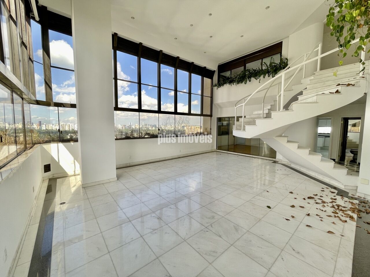 Apartamento à venda com 4 quartos, 541m² - Foto 1