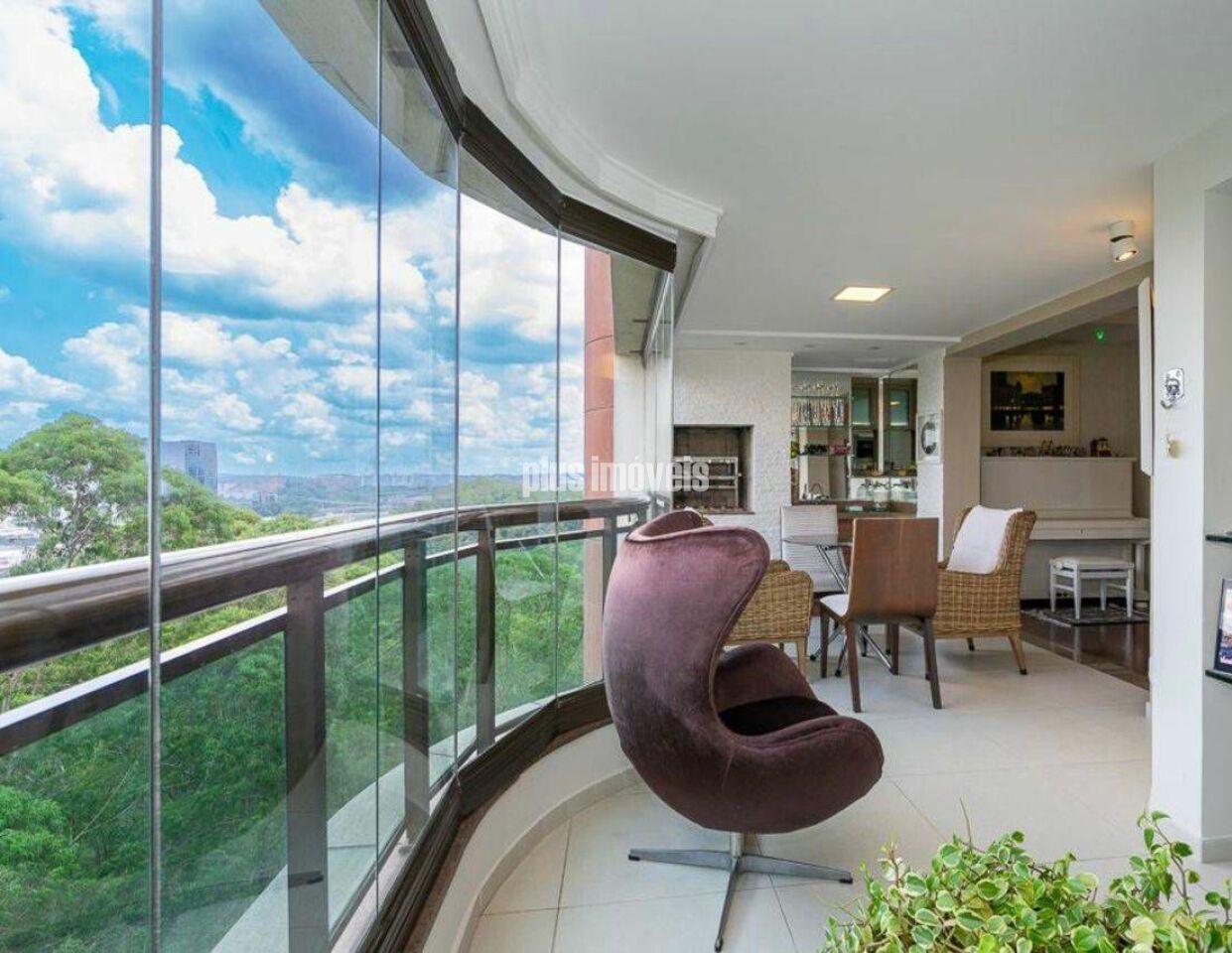 Apartamento à venda com 4 quartos, 226m² - Foto 8
