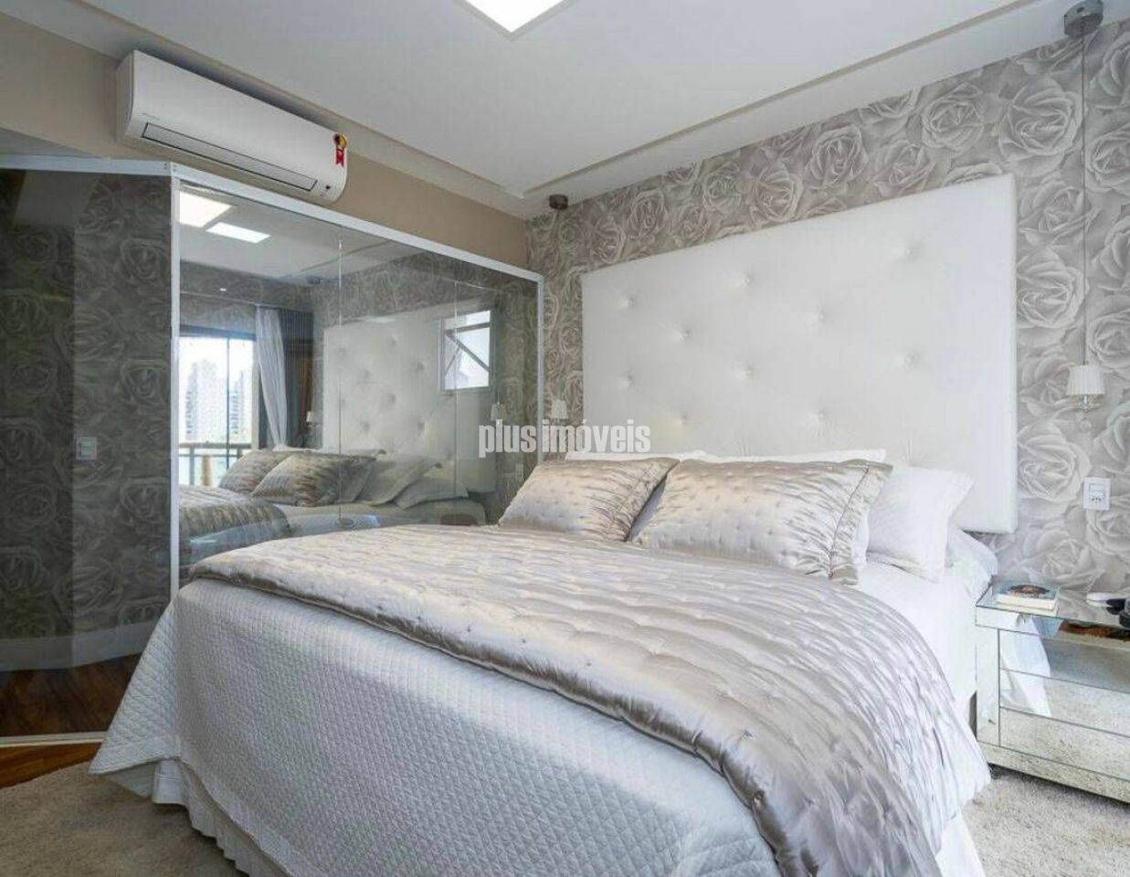 Apartamento à venda com 4 quartos, 226m² - Foto 10