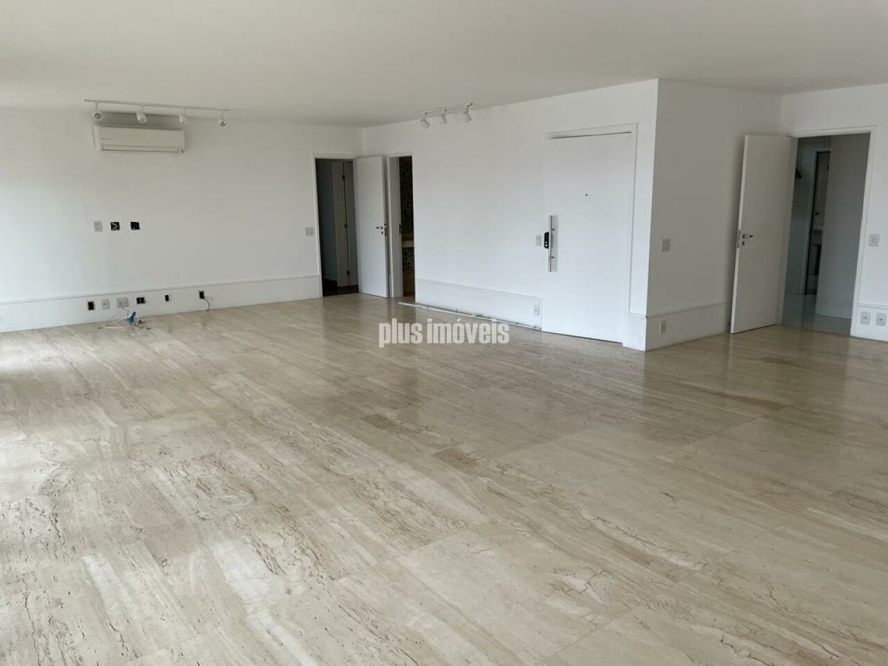 Apartamento, 3 quartos, 234 m² - Foto 10