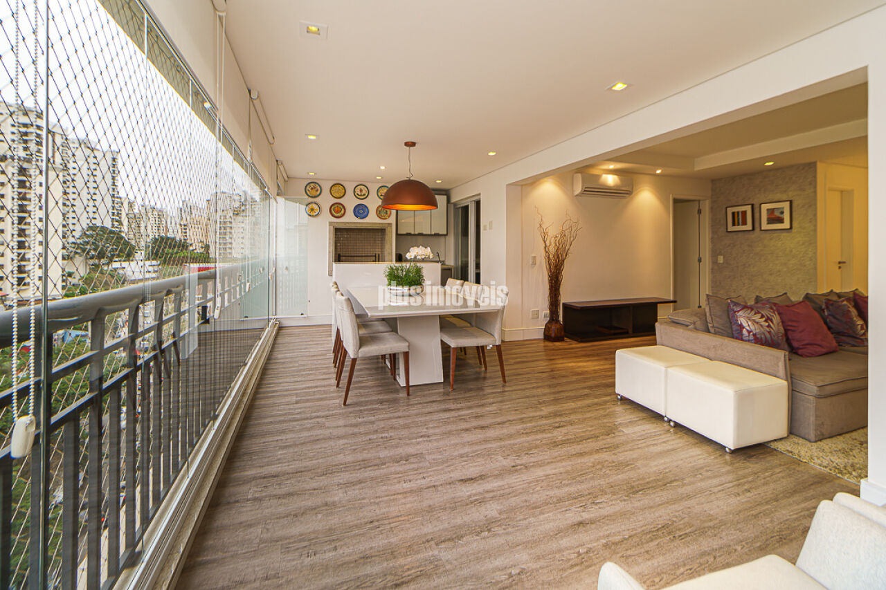 Apartamento, 3 quartos, 141 m² - Foto 1