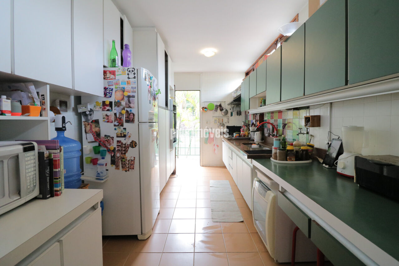 Casa à venda com 3 quartos, 320m² - Foto 9