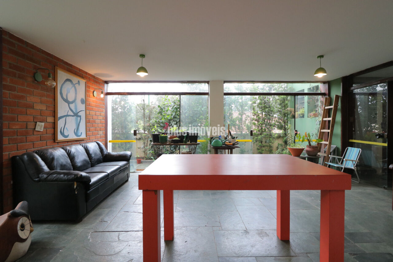 Casa à venda com 3 quartos, 320m² - Foto 28