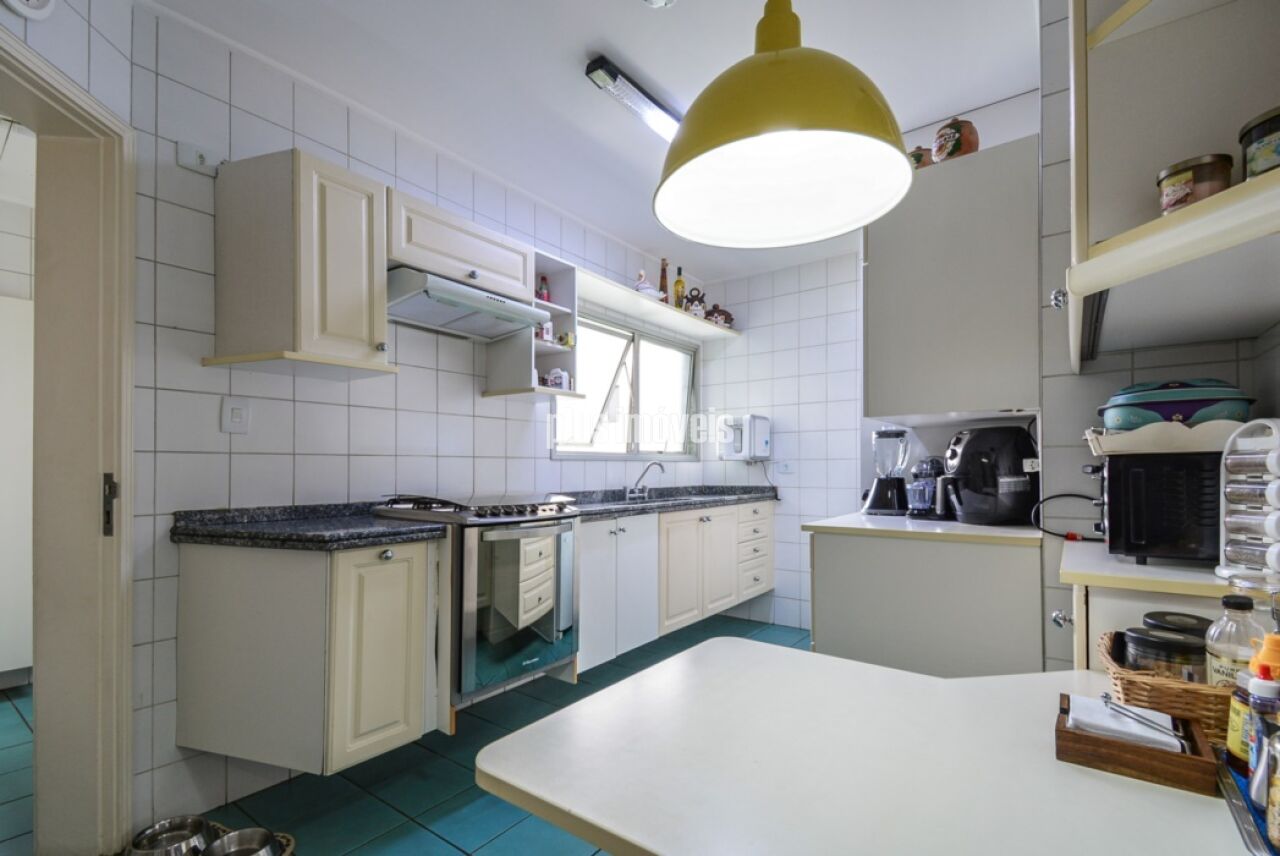 Apartamento à venda com 3 quartos, 133m² - Foto 30