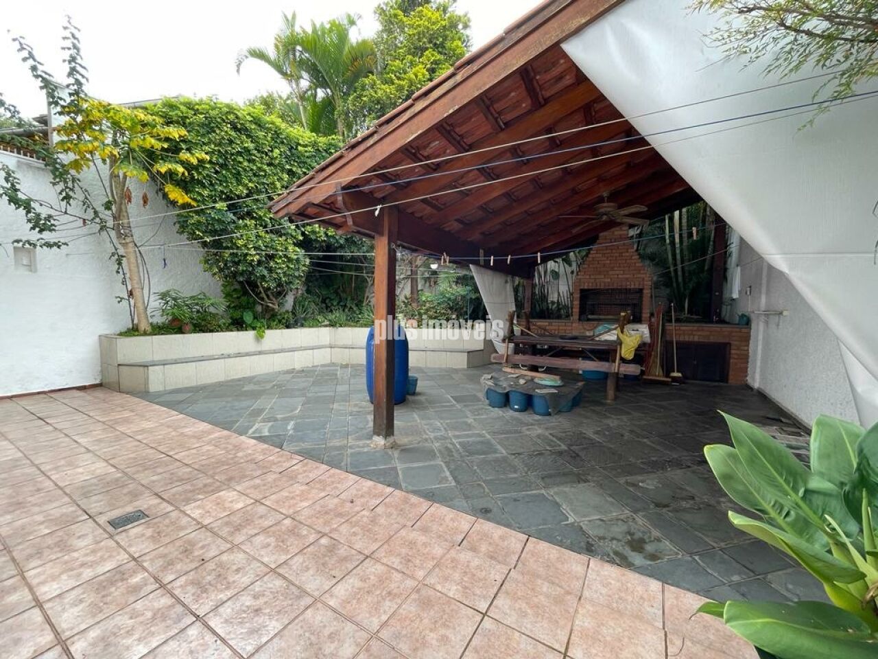 Casa, 3 quartos, 208 m² - Foto 1