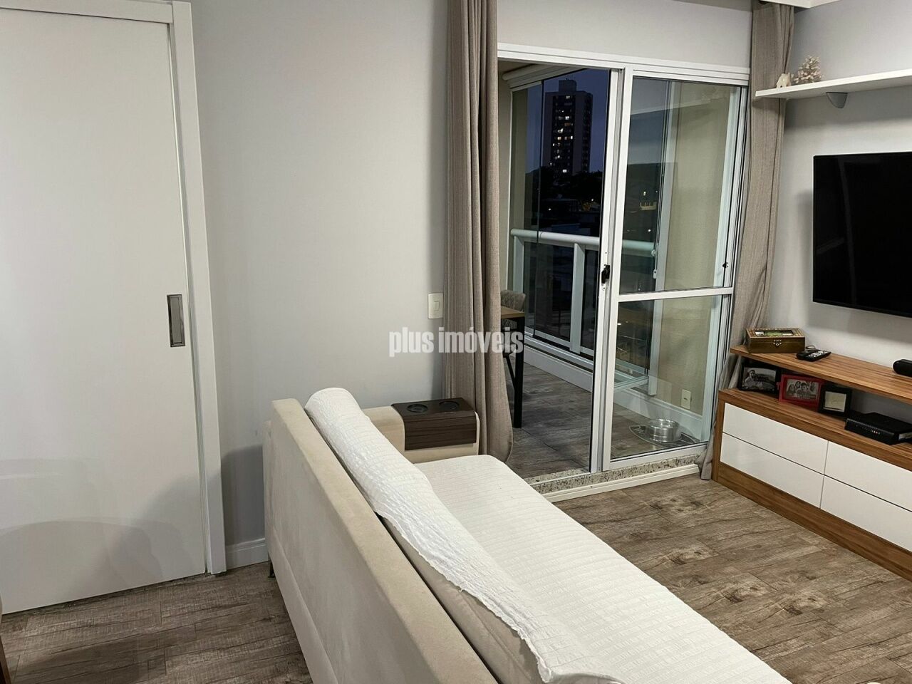 Apartamento à venda com 3 quartos, 67m² - Foto 4