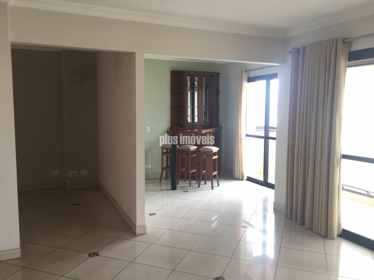 Apartamento, 3 quartos, 160 m² - Foto 2