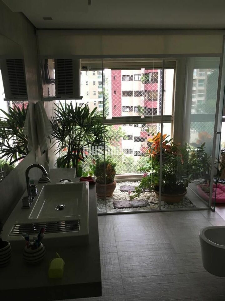 Apartamento, 3 quartos, 140 m² - Foto 2