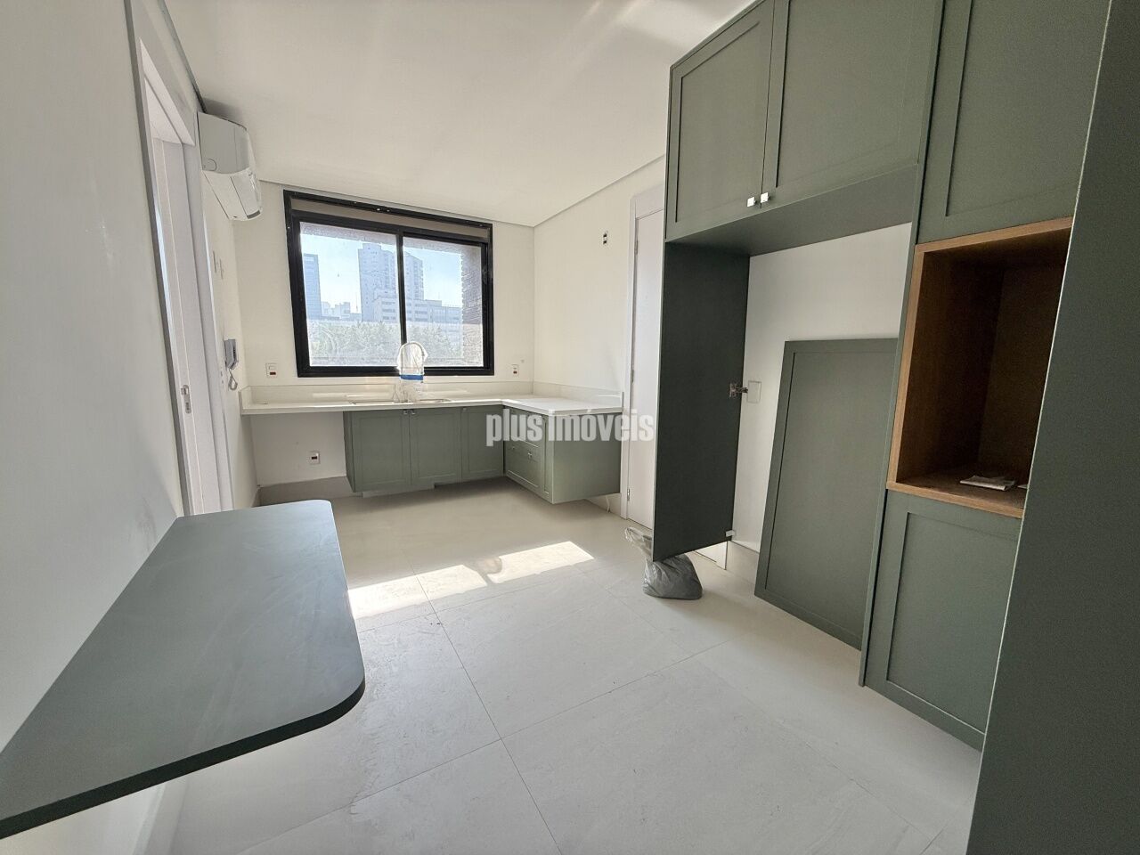 Apartamento, 3 quartos, 231 m² - Foto 9
