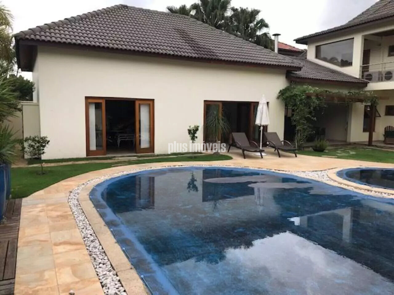 Casa de Vila à venda com 4 quartos, 614m² - Foto 3