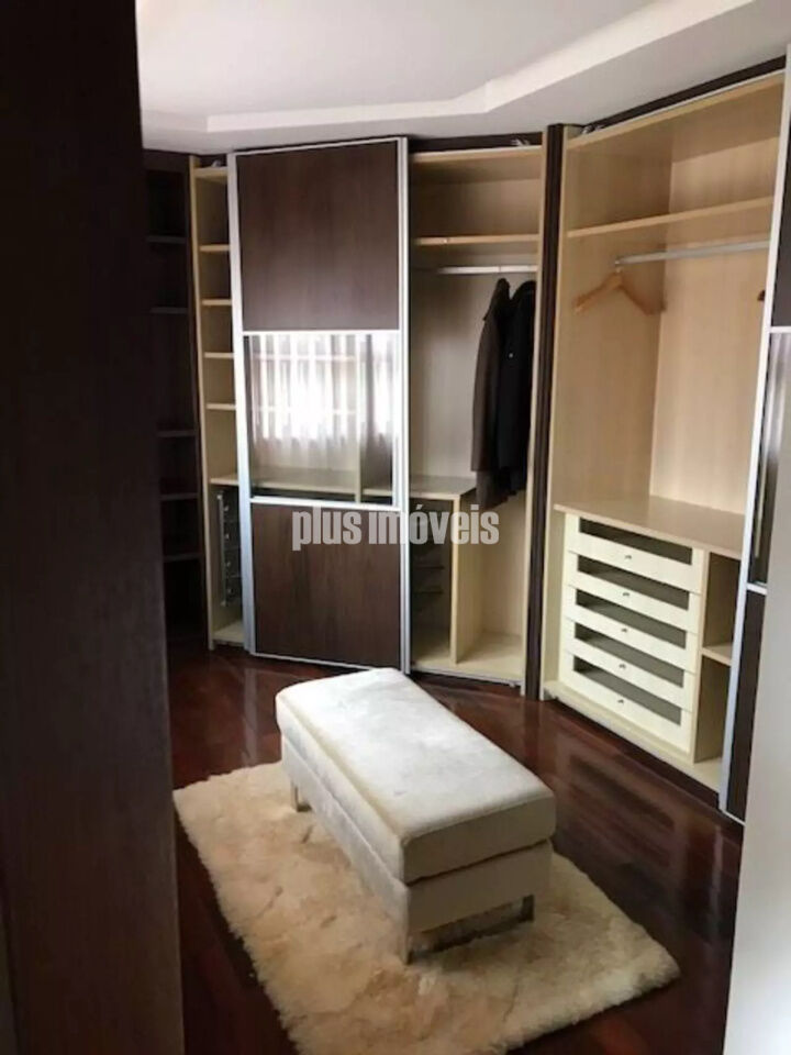 Casa de Vila à venda com 4 quartos, 614m² - Foto 28